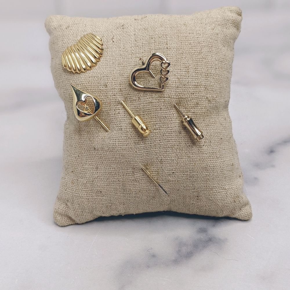 Vintage gold heart hat pins